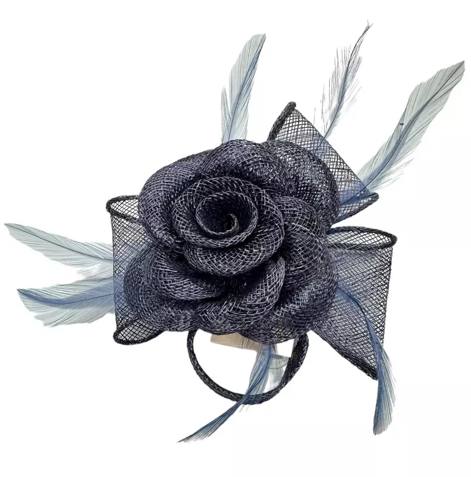 Small Sinamay Loop Fascinator Clip in Flower Feather Hair Clip Wedding Royal Ascot Race